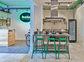 Hola Hostal Collblanc - Hospitalet de Llobregat - 2