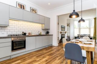 City Apartments - Priory Street - 4