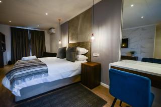 The Royal Bryanston - 9