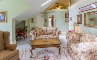 Chipman Hill Suites - Senator Dever House - 6