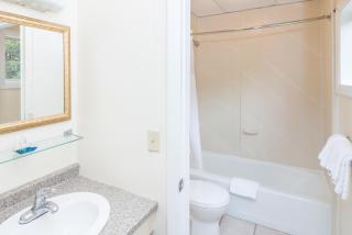 Ocean Park Inn Cape Cod - 2