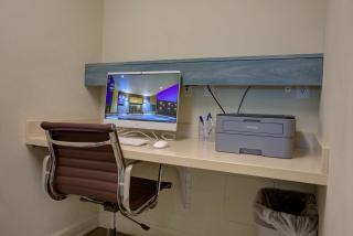 Best Western Sandman Hotel - Sacramento - 3