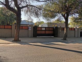 Guest Suites on Connor - Bloemfontein - 8