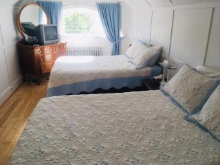 Le Petit Château Montebello B&B - 8