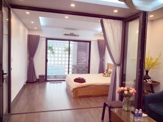 LONG BIEN Homestay - 9