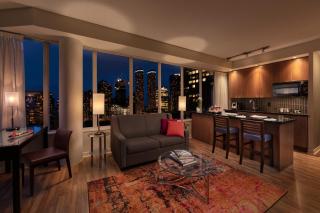 Executive Hotel Cosmopolitan Toronto - 2