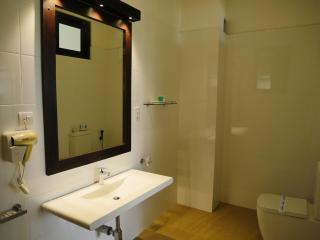 Lagoon Paradise Beach Resort - Tangalle - 6