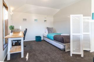 Wanaka Lake walk 2 town, Lake & Mount View, townhouse - 1