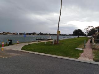 Mandurah Central Estuary Soldiers cove Townhouse - 1