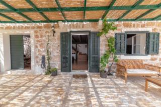 Bol: Feel the Traditional stone and wood house with heated swimming pool - MARTI - 6