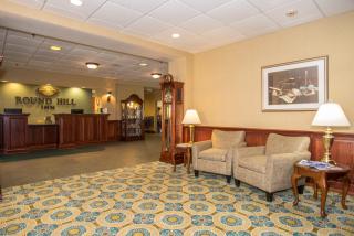 Round Hill Inn - Orange - 2