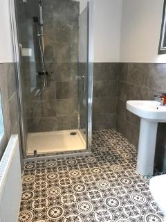 Bush House Accommodation - The Diamond - Bushmills - 2