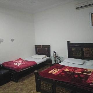 Al Abbas Guest House - 1