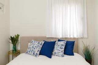 Design & Veranda next to Mahane Yehuda Market by FeelHome - 7