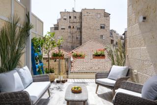 Design & Veranda next to Mahane Yehuda Market by FeelHome - 5