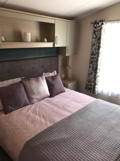 Deluxe Riverside Static Caravan - Cheddar - 4
