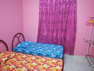 HOMESTAY DAMAI YUSMILA - Kuala Terengganu - 1