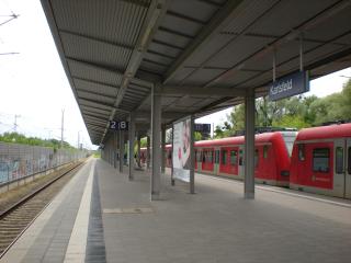 Müller Residenz Zur S-Bahn Karlsfeld - Karlsfeld - 2