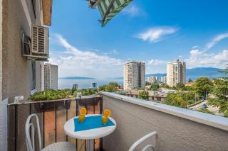 Apartment Nikky Seaview - Rijeka - 0