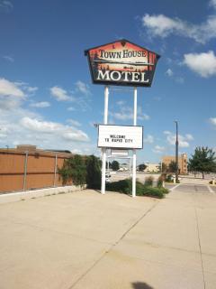 Town House Motel - 9