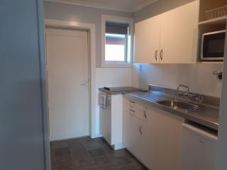 AAA Thames Court Motel - 3