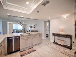 Madeira Towers 802 Renovated Madeira Towers Beachfront 2 Bedroom 2 Bathroom Condo 23143 - 2