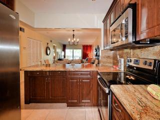 Mont Martre Condo 216 Beachfront 2 bedroom 2 bath at Mont Martre Condos 23117 - Clearwater Beach - 4