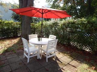 A Friendly Inn at Harvard - 6