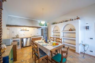 Casa Ella with Private Parking - 4