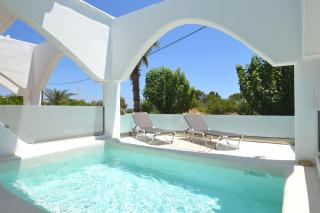 Kathara Bay Apartments - 1