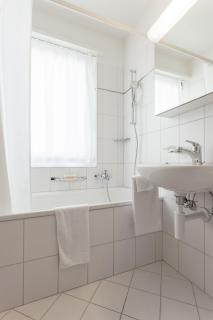 EMA House Serviced Apartments Seefeld - Zurich - 4