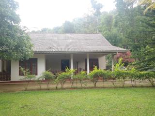 Alfred Colonial Bungalow & Spice Garden - Kobbekaduwa - 9