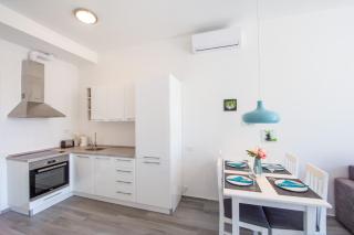 Apart SKY Residence with sea view in DELMAR - Budva - 9