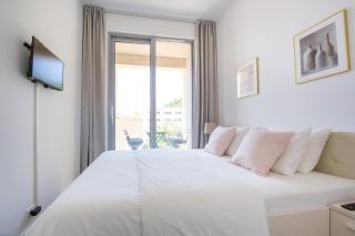 Apart SKY Residence with sea view in DELMAR - Budva - 3