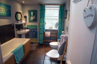 Langside Bed and Breakfast - 4
