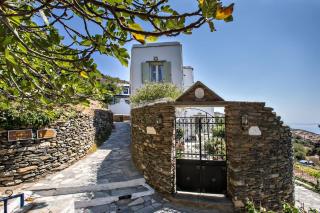 Aegean Breeze in DYO CHORIA TINOS - Triandáros - 1