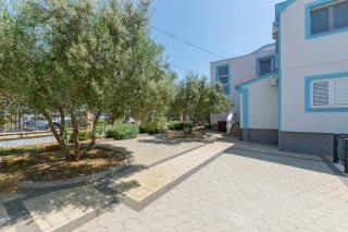 Apartments Rosanda - Pirovac - 2
