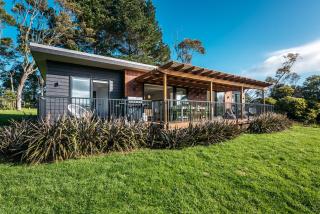 Putaki Bay - Tui Villa - Be My Guest Waiheke - Te Whau Bay - 3