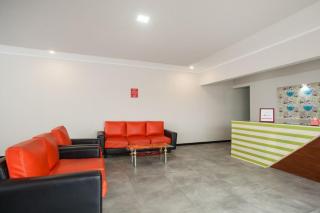 RedDoorz Syariah Plus near Banyuwangi Airport - Dadapan - 1