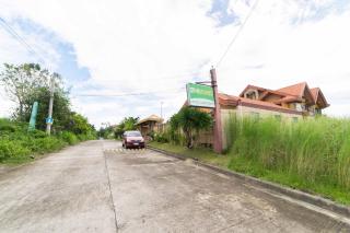 RedDoorz Plus @ Starhomes Olivianville - Tarlac - 9