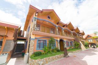 RedDoorz Plus @ Starhomes Olivianville - Tarlac - 2