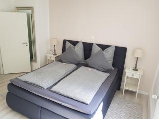 Große, helle Ferienwohnung mit 2 Balkonen auf dem Bauernhof in der Lüneburger Heide - Oetzen - 2