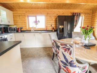 Manor Farm Lodges - Red Kite Lodge - 2