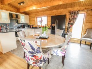 Manor Farm Lodges - Red Kite Lodge - Newtown - 1