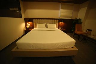 Hotel Avaante Ahmedabad Formerly known as The Orchid Hotel - Ahmedabad - 7