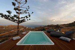 Agyra House - Super Paradise Beach - 3