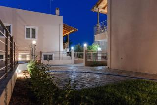 Artemissoula near airport - 8