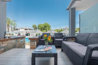 Dionysos Hotel & Suites - Hanioti - 8