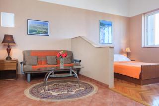 Summerheaven Apartments - 8
