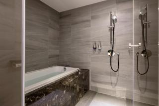 Lakeshore Hotel Yilan - Yilan - 1
